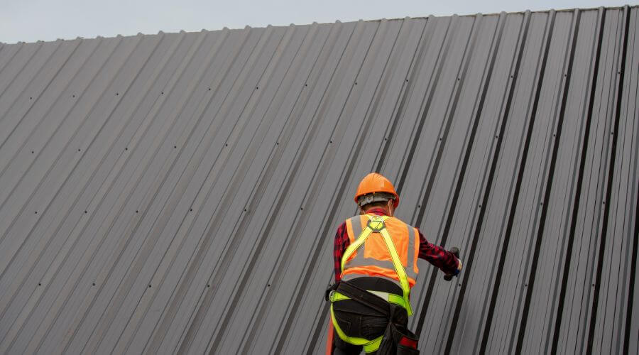Expert Emergency Roof Repairs services in Atwater, OH